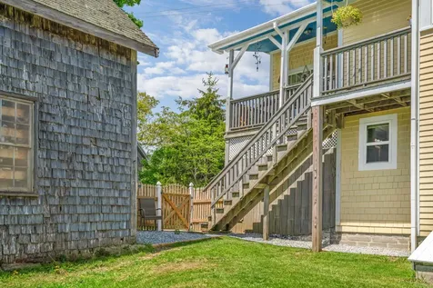 14 Brooklyn Heights Road Thomaston ME 04861