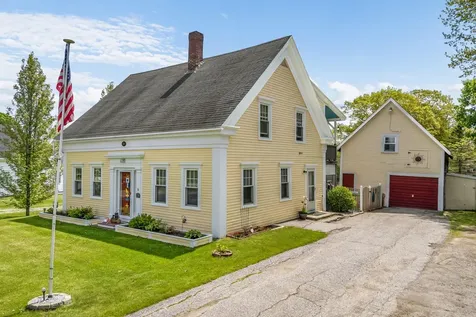14 Brooklyn Heights Road Thomaston ME 04861