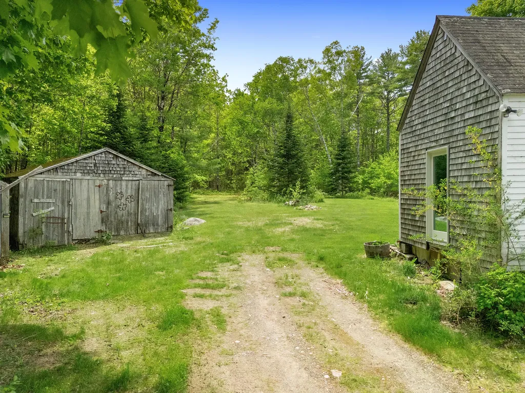 479 Niilo Hill Road Warren ME 04864