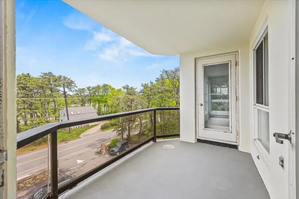 215 E Grand Avenue Old Orchard Beach ME 04064