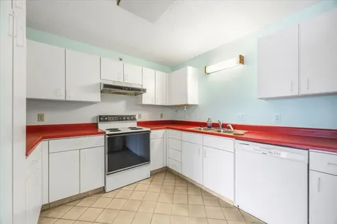 215 E Grand Avenue Old Orchard Beach ME 04064