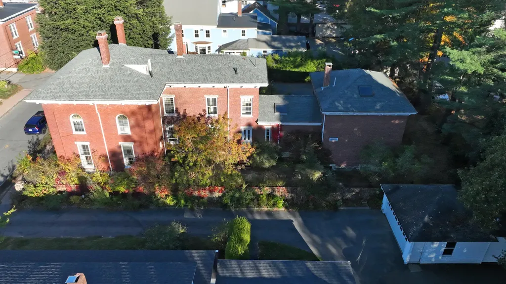 11 Lincoln Street Brunswick ME 04011
