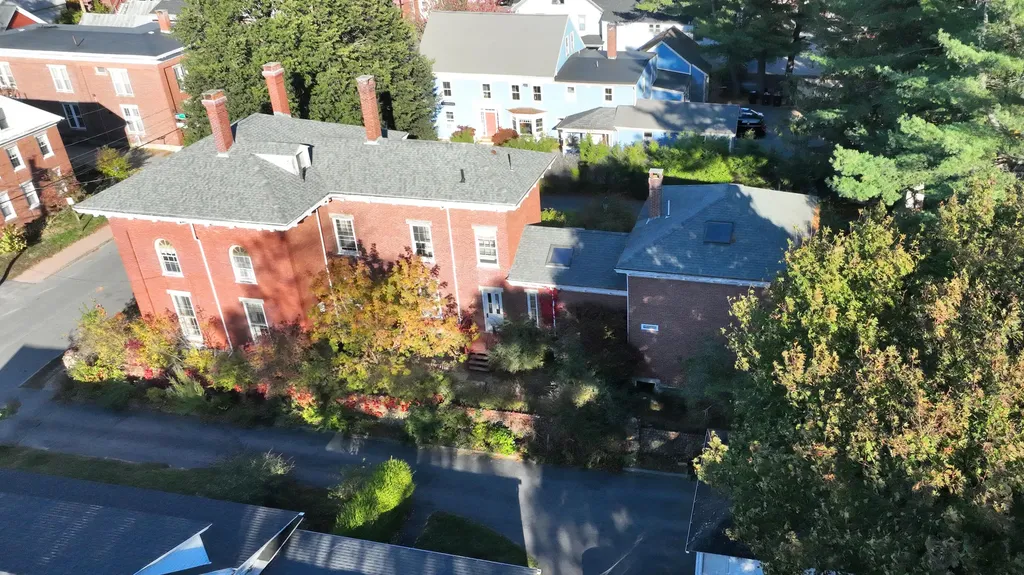 11 Lincoln Street Brunswick ME 04011