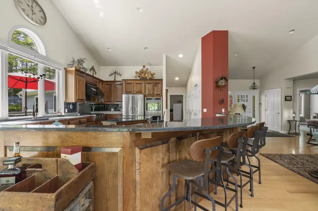 236 Lakeside Drive Boothbay Harbor ME 04538