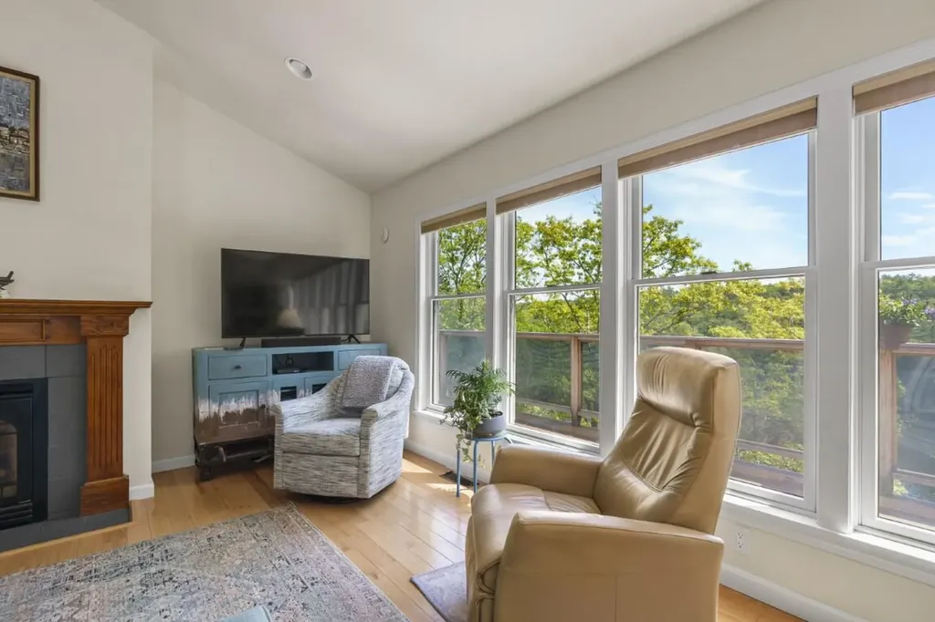 236 Lakeside Drive Boothbay Harbor ME 04538