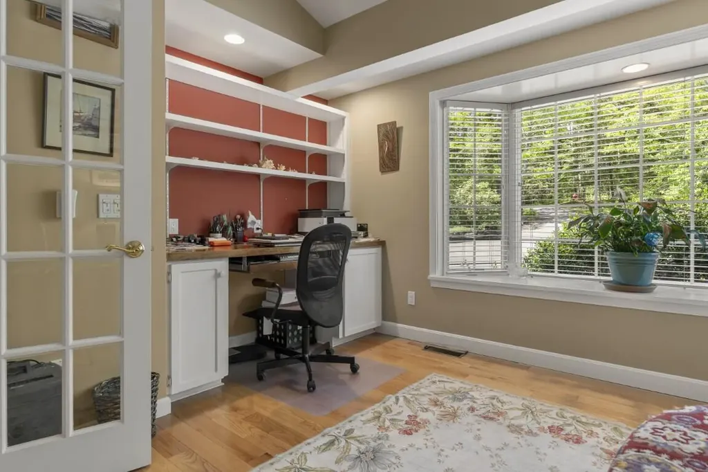 236 Lakeside Drive Boothbay Harbor ME 04538
