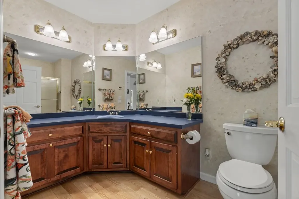 236 Lakeside Drive Boothbay Harbor ME 04538