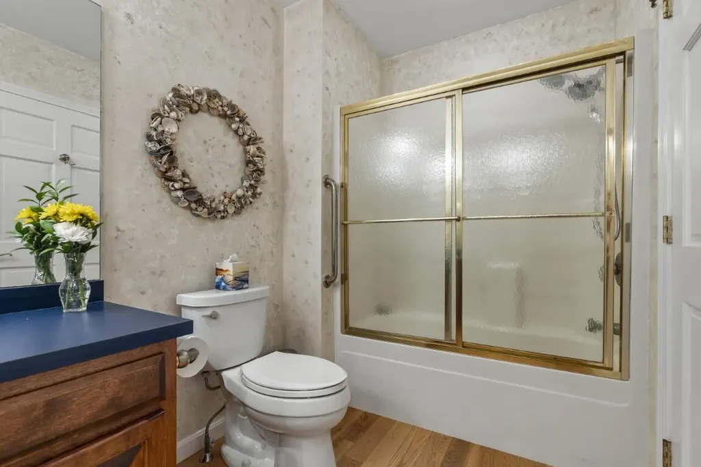 236 Lakeside Drive Boothbay Harbor ME 04538