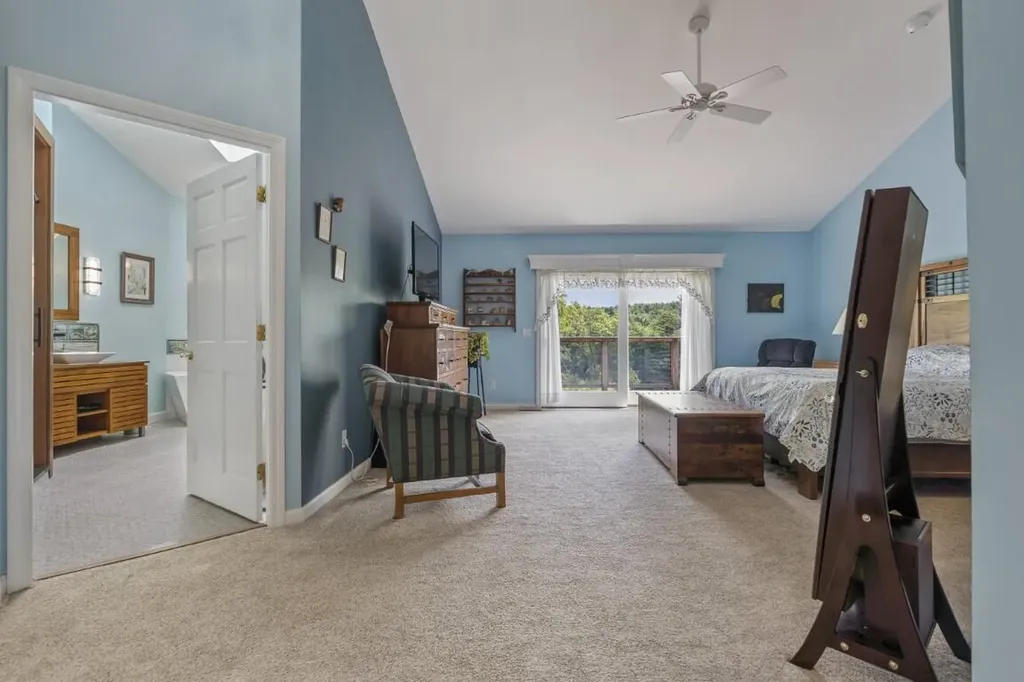236 Lakeside Drive Boothbay Harbor ME 04538