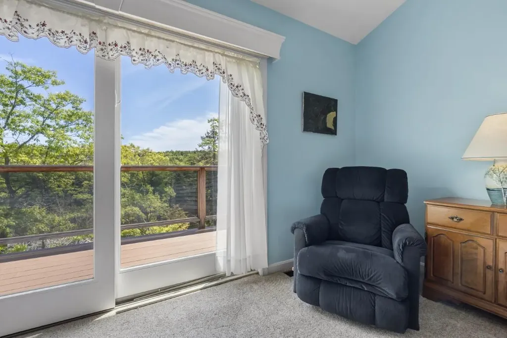 236 Lakeside Drive Boothbay Harbor ME 04538