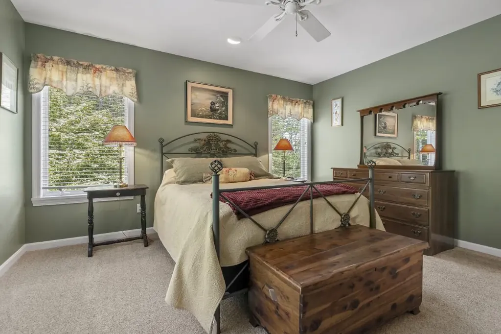 236 Lakeside Drive Boothbay Harbor ME 04538