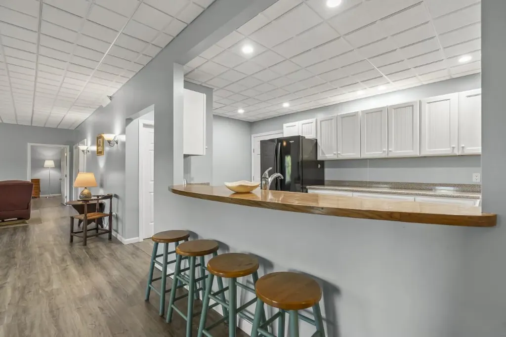 236 Lakeside Drive Boothbay Harbor ME 04538