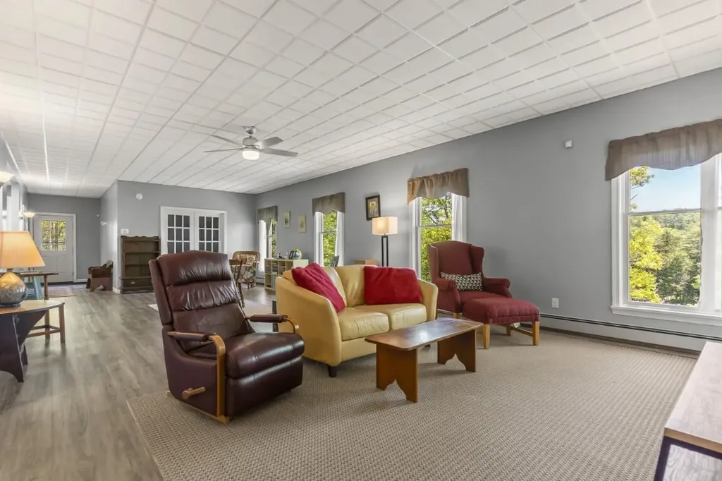 236 Lakeside Drive Boothbay Harbor ME 04538