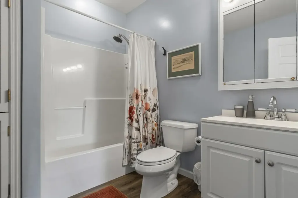236 Lakeside Drive Boothbay Harbor ME 04538