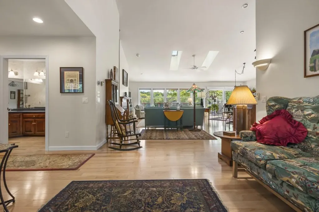236 Lakeside Drive Boothbay Harbor ME 04538