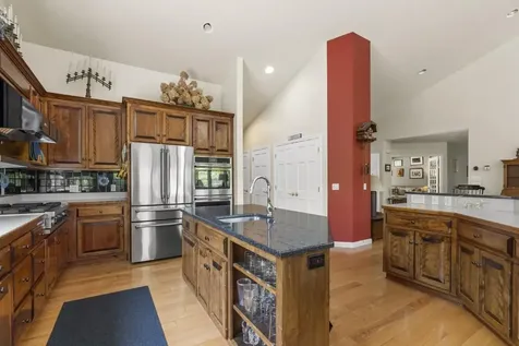 236 Lakeside Drive Boothbay Harbor ME 04538