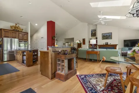 236 Lakeside Drive Boothbay Harbor ME 04538