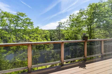 236 Lakeside Drive Boothbay Harbor ME 04538