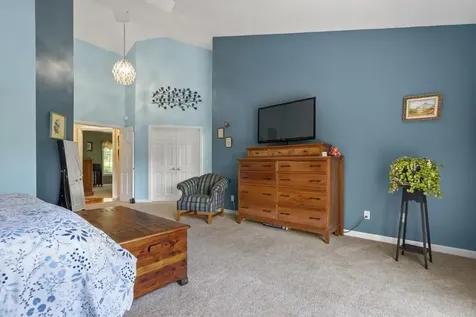 236 Lakeside Drive Boothbay Harbor ME 04538