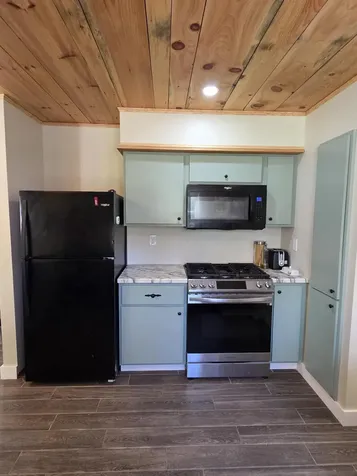 13 Sawpit Road Appleton ME 04862