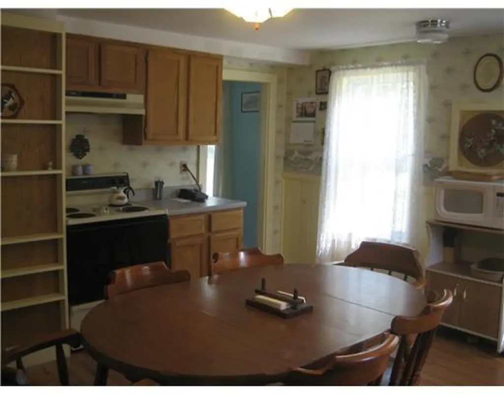 18 Forest Avenue Bridgton ME 04009