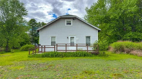 18 Forest Avenue Bridgton ME 04009