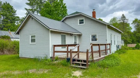 18 Forest Avenue Bridgton ME 04009
