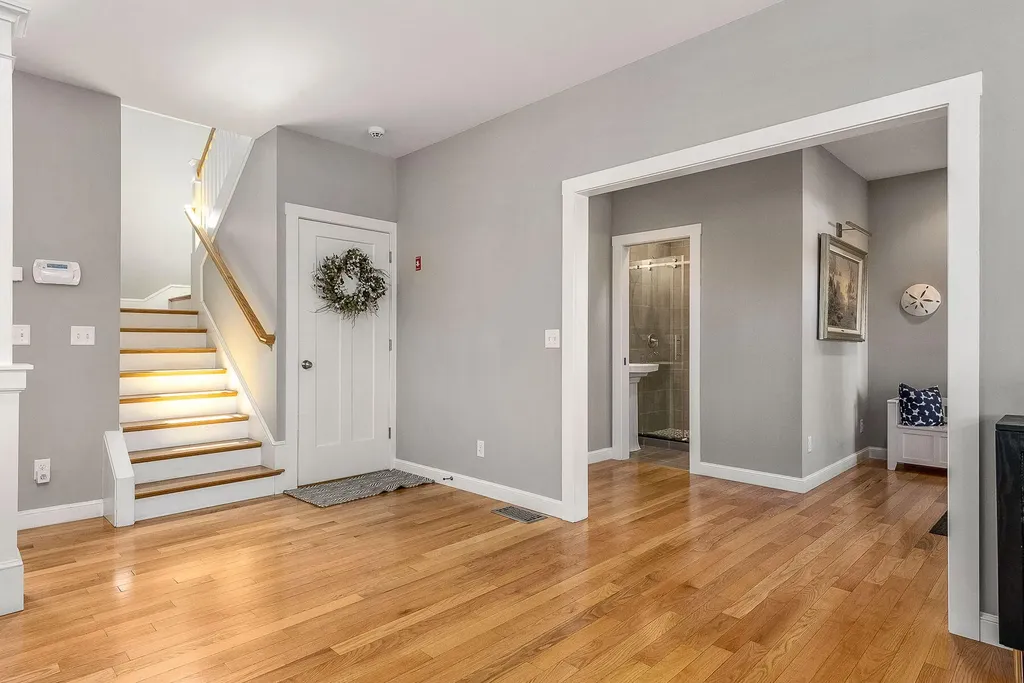 2 Cottage Way Kittery ME 03904