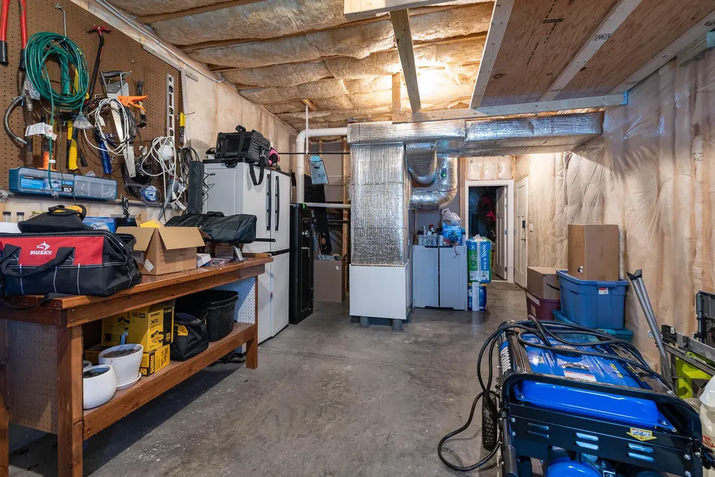 2 Cottage Way Kittery ME 03904