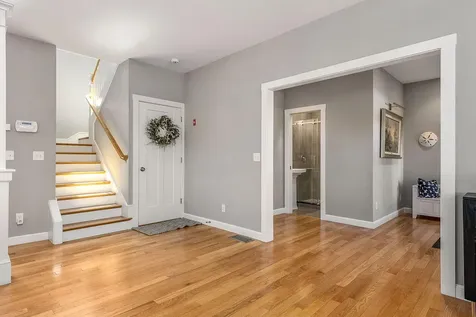 2 Cottage Way Kittery ME 03904
