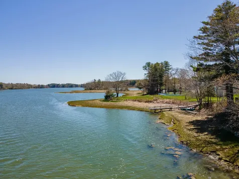 2 Cottage Way Kittery ME 03904