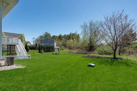 2 Cottage Way Kittery ME 03904
