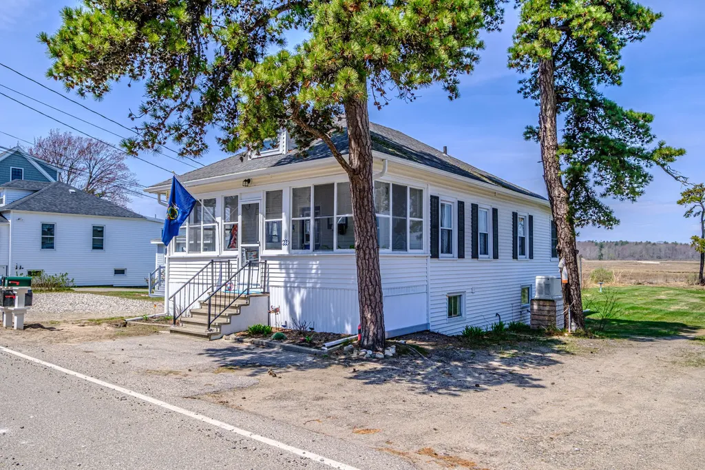 22 Jones Creek Drive Scarborough ME 04074