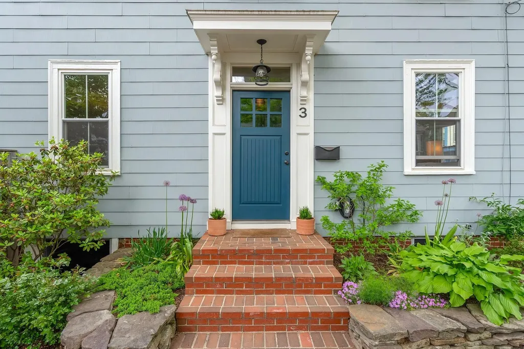 3 Taylor Street Portland ME 04102
