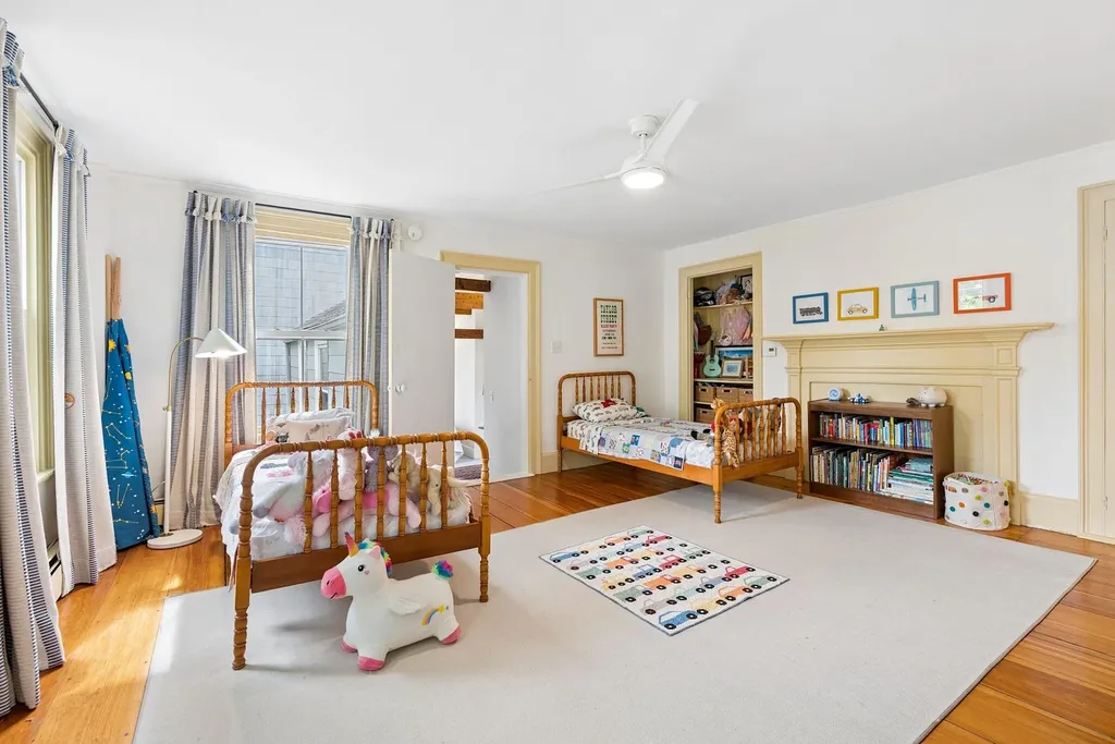 3 Taylor Street Portland ME 04102