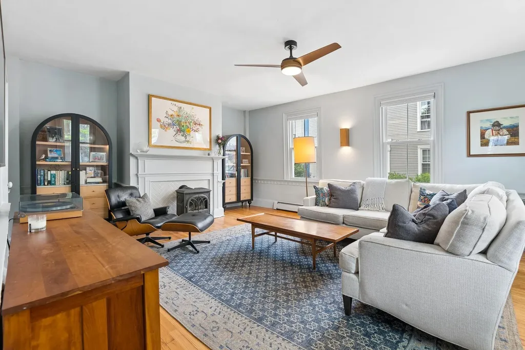 3 Taylor Street Portland ME 04102