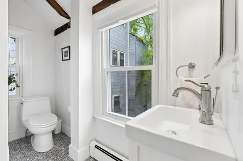 3 Taylor Street Portland ME 04102