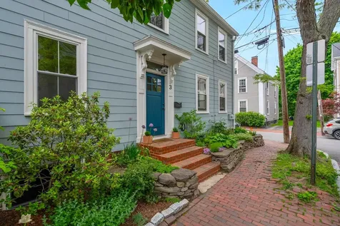 3 Taylor Street Portland ME 04102
