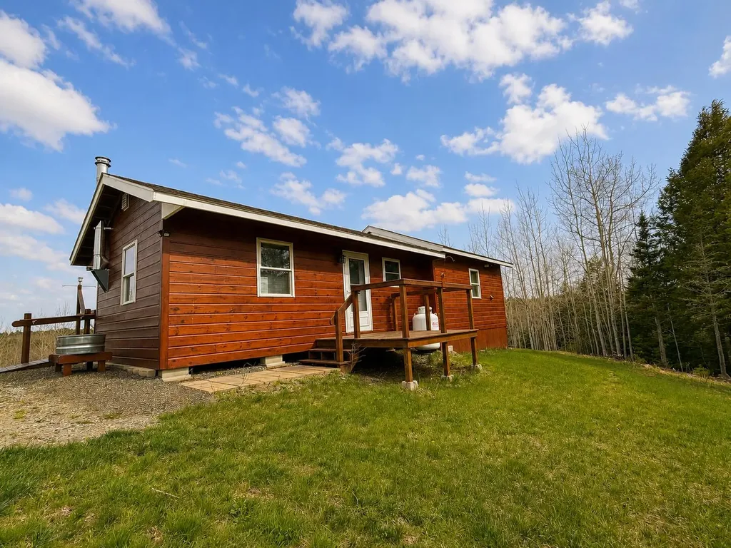 115 Forest Road Warren ME 04864