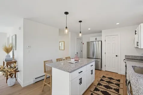 12 Feldspar Lane Cumberland ME 04021