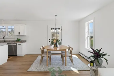 12 Feldspar Lane Cumberland ME 04021
