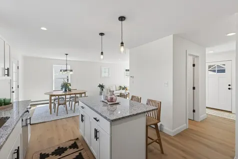 12 Feldspar Lane Cumberland ME 04021