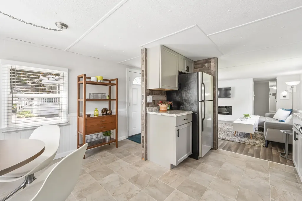 113 Blackberry Place Kittery ME 03904