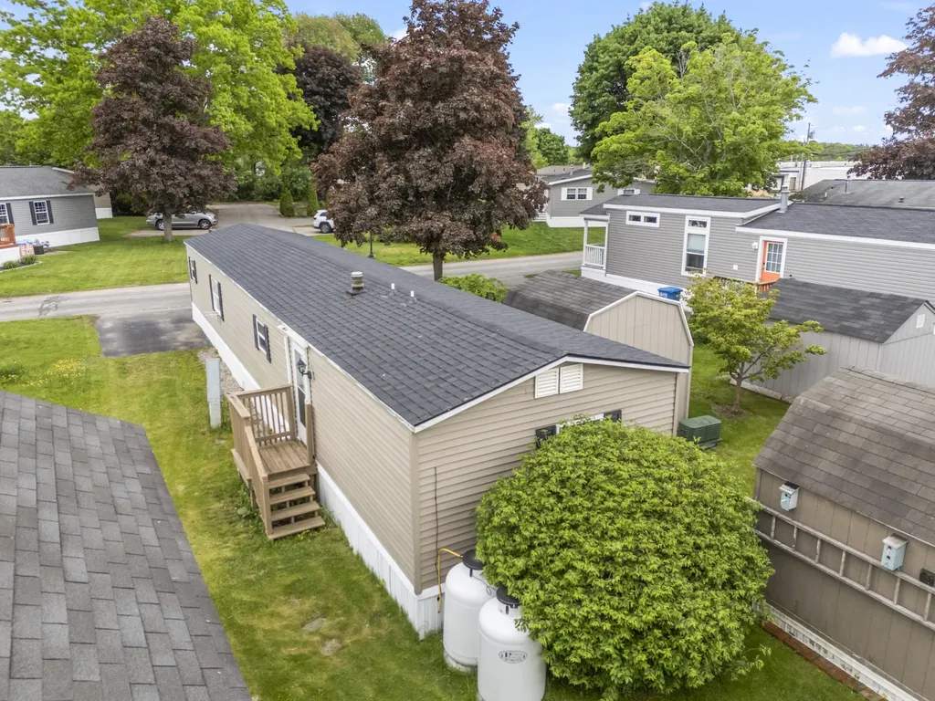 113 Blackberry Place Kittery ME 03904