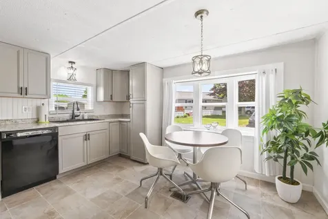 113 Blackberry Place Kittery ME 03904