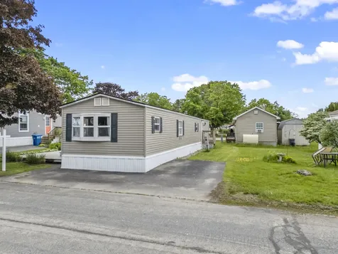 113 Blackberry Place Kittery ME 03904