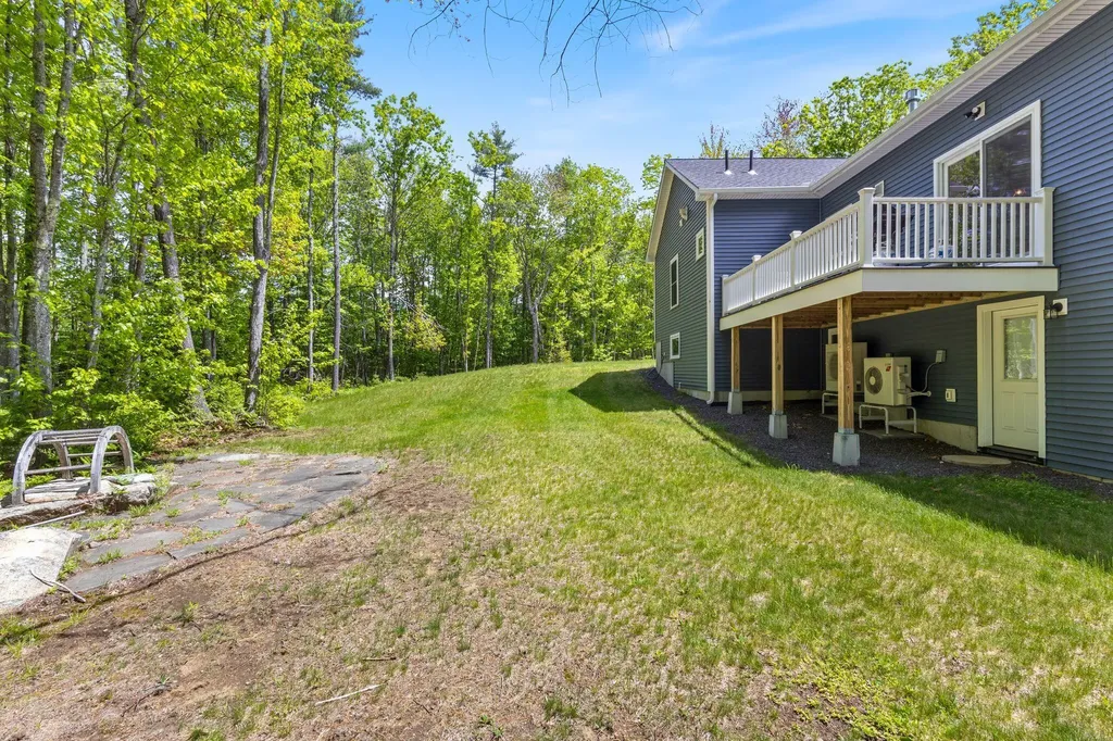 15 Sunshine Lane Wells ME 04090