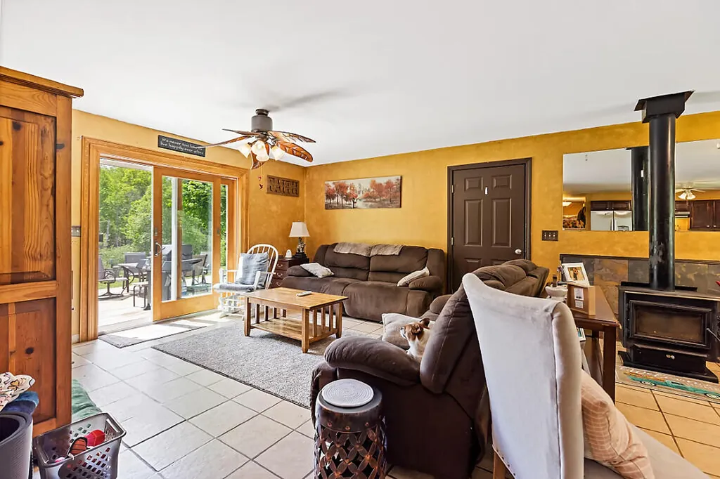 121 Dutton Road China ME 04358