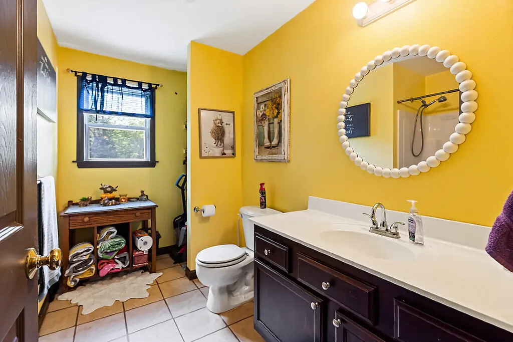 121 Dutton Road China ME 04358