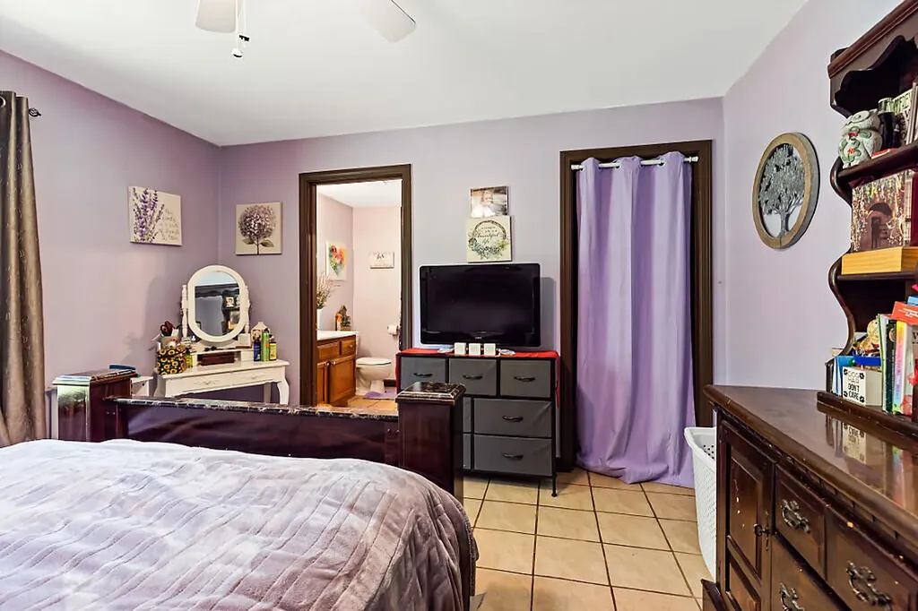 121 Dutton Road China ME 04358